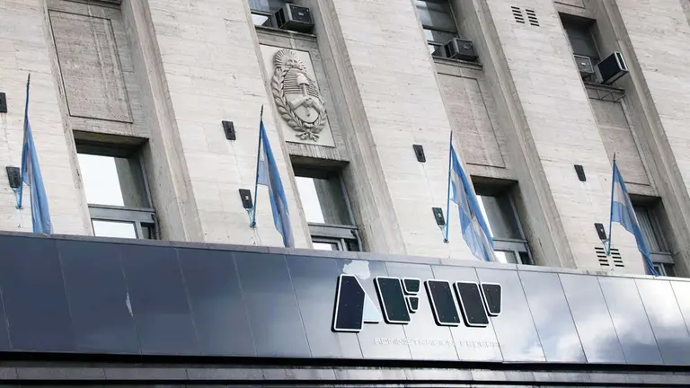 La AFIP lanza una breve feria fiscal pero no frena los embargos por el Impuesto a la Riqueza