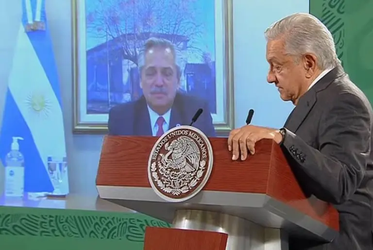 Coronavirus: Alberto Fernández y López Obrador anunciaron que "se empieza a producir lotes suficientes" de vacunas