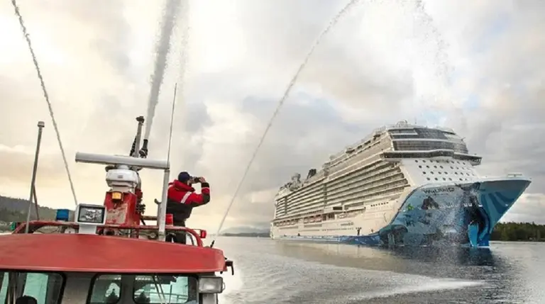 Con la fórmula "todos vacunados", desde julio volverían los cruceros en Estados Unidos