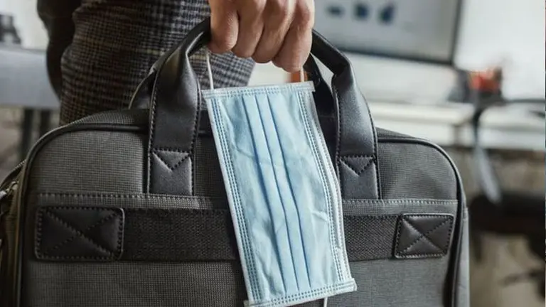 Trabajadores comprendidos en los "grupos de riesgo" y el retorno a la presencialidad