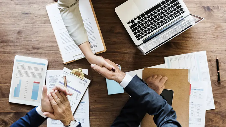 ¿Qué dice la Ley de Contrato de Trabajo 20744?: preaviso, despidos, obligaciones y contrato