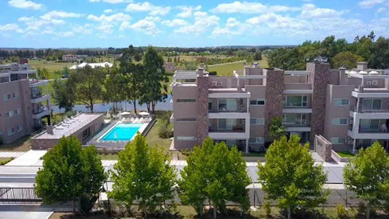 Los departamentos en barrios cerrados y countries son furor: confort, amenities y expensas más bajas