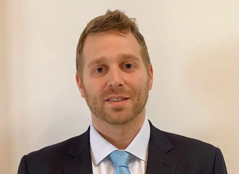 Por qué este economista piensa que "en algún momento van a tener que intervenir en el mercado del dólar"