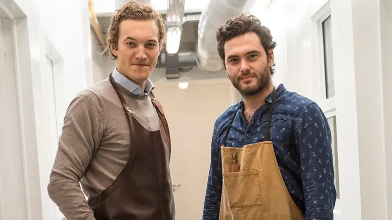 Dos jóvenes europeos operan 33 restaurantes virtuales en Argentina y usan tecnología para anticipar pedidos