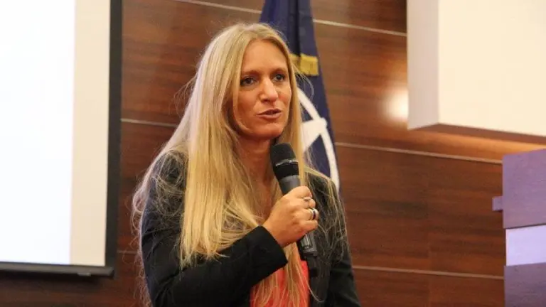 Quién es Florencia Carignano, la funcionaria a cargo de Migraciones