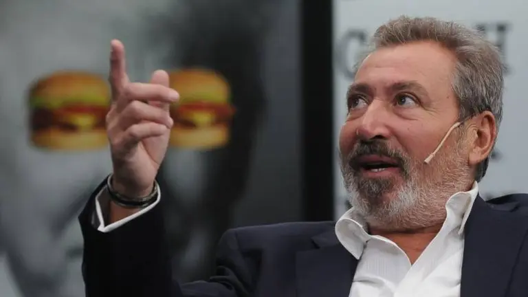 Daniel Vila cerró la compra del diario El Cronista y concretará el desembarco en los próximos días