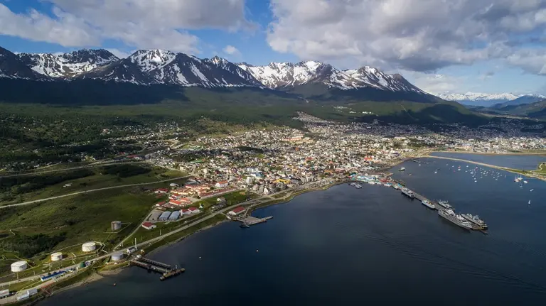 Las razones por las que se dispararon los precios de pasajes para viajar por el país