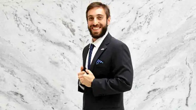 Este argentino busca vincular a 100 startups sustentables con los principales inversores del mundo