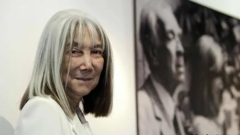 Embargaron los millonarios derechos de la obra de Borges: qué tiene que hacer María Kodama para liberarlos