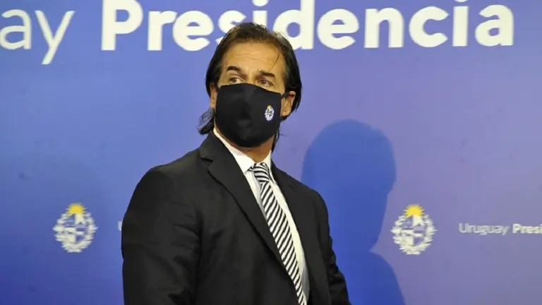 Uruguay habilita el ingreso de los residentes argentinos aunque tengan coronavirus