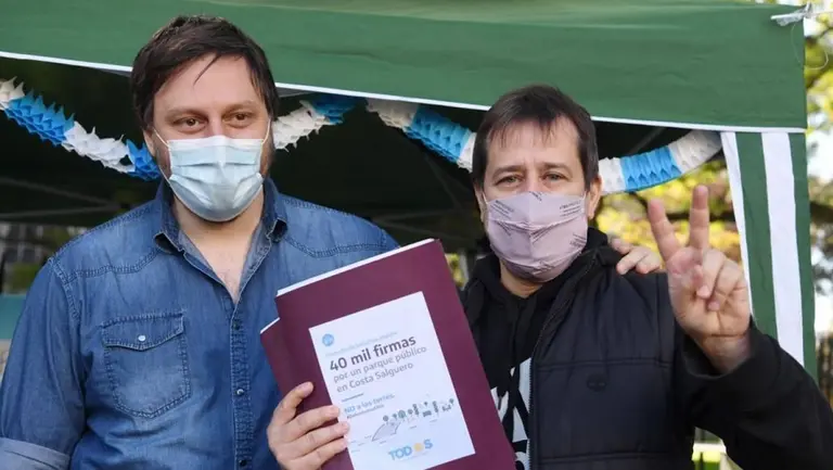 Recalde y Santoro juntaron firmas para hacer un parque público en Costa Salguero
