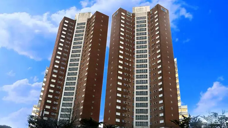 Cierra el tradicional complejo hotelero Torres de Manantiales: 230 empleados quedan sin trabajo