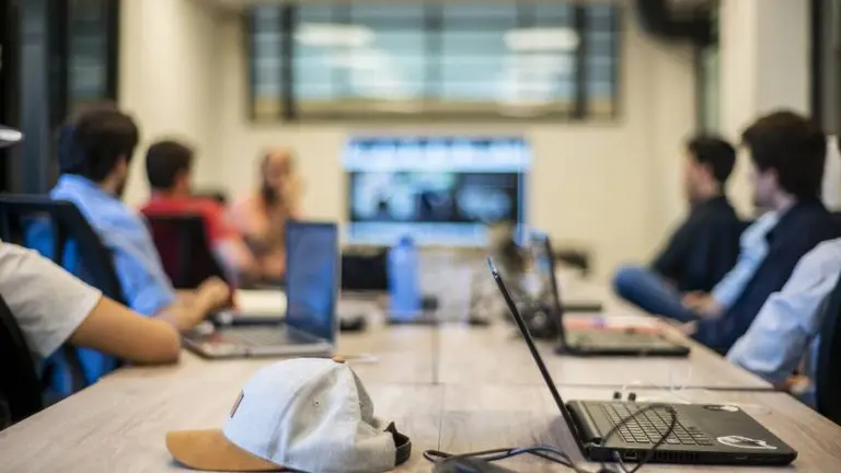 El primer Coding Bootcamp de Argentina ya tiene graduados que trabajan en empresas líderes