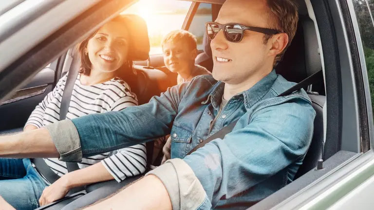 Toyota duplicó su flota de autos y otras firmas no paran de crecer: qué ofrecen para bajar gastos de movilidad