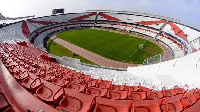 River cambió nombre del estadio y estallaron las redes: estos son los memes más divertidos