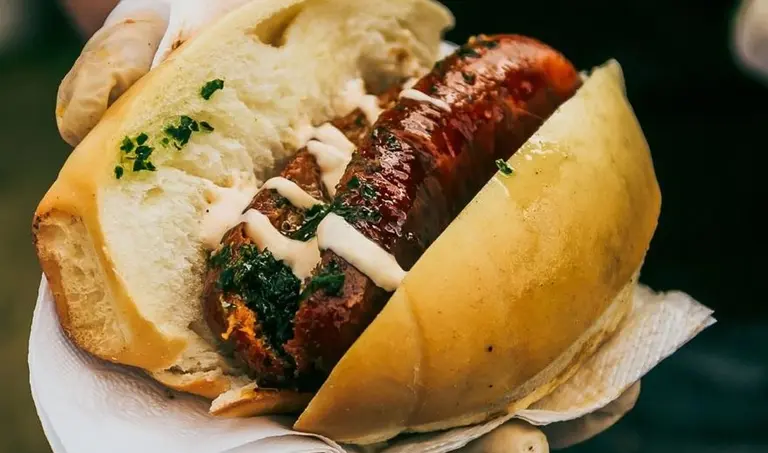 El choripán, entre los 5 mejores sandwiches del mundo en un ranking internacional