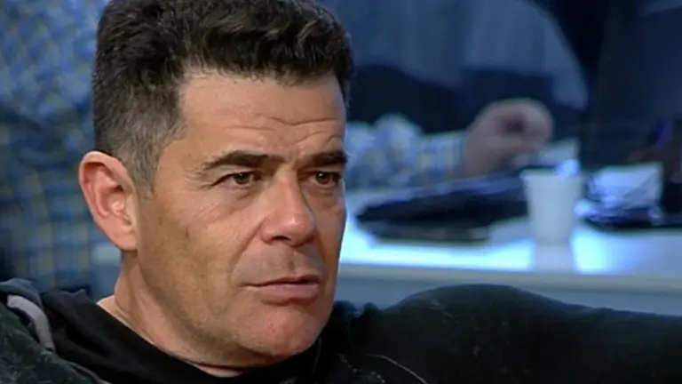 "Mi papá murió hace 25 años y está en el padrón", denunció Julián Weich en redes sociales