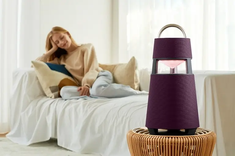 LG XBOOM 360 ofrece sonido premium con un diseño elegante en todo momento y lugar