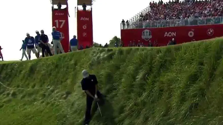 Video: La increíble jugada de la que habla el mundo del golf