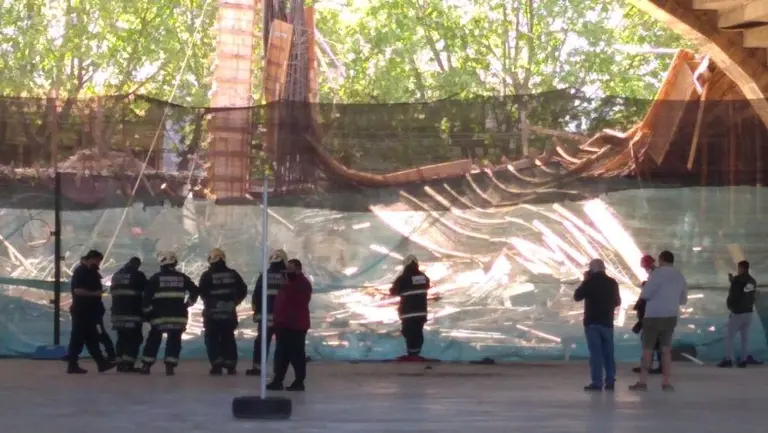 Derrumbe en la cancha de Ferro: se cayó parte de una tribuna en construcción