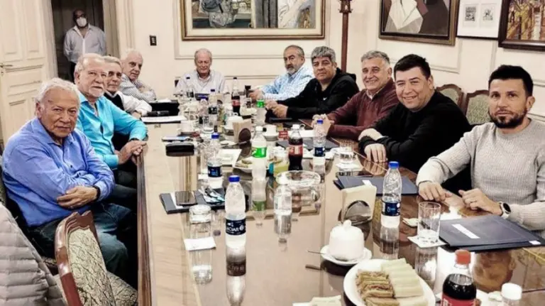 ¿Atada con alambre?: otra crisis estuvo a punto de detonar la unidad de la CGT