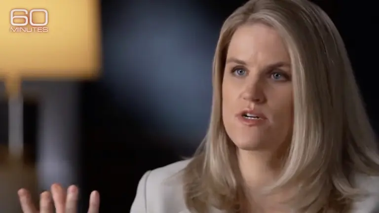 La mujer que filtró documentos internos de Facebook revela su identidad