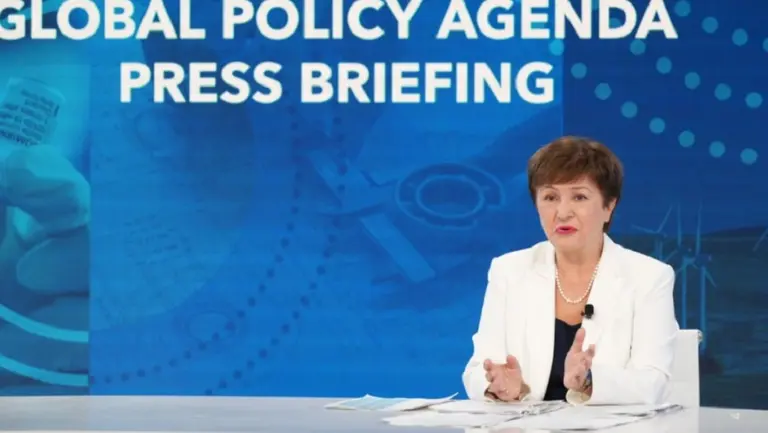 Refinanciación de la deuda: esto alertó la directora del FMI sobre el acuerdo con Argentina