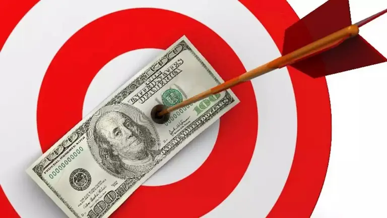 Atención ahorristas: boom de inversiones en pesos con retornos del 35% en dólares