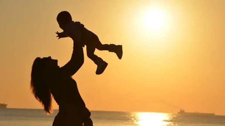 Día de la Madre: por qué se celebra este 17 de octubre