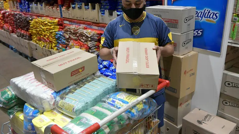 Cámara de Comercio contra congelamiento de precios: "En un gobierno democrático no se puede obligar a nadie a producir a pérdida"