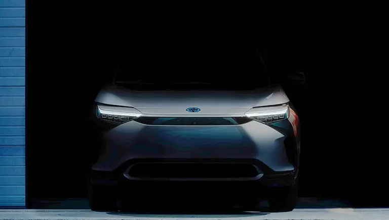 El bZ4X, el primer auto eléctrico de Toyota