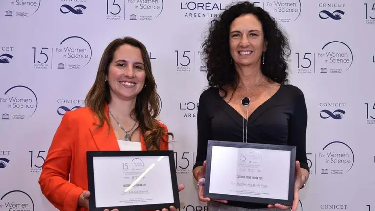 Premian a dos científicas argentinas por su trabajo sobre COVID-19