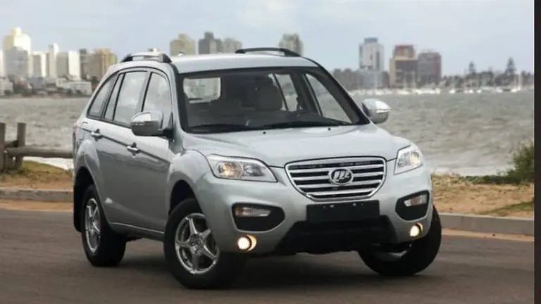 Esta gigante automotriz china tomó la decisión de dejar de producir e irse de Uruguay