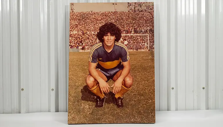 Casas, autos, camisetas y cuadros: mirá todos los objetos de Maradona que irán a remate
