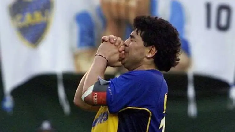 "La pelota no se mancha", una de las frases más icónicas de Diego Maradona, cumple 20 años