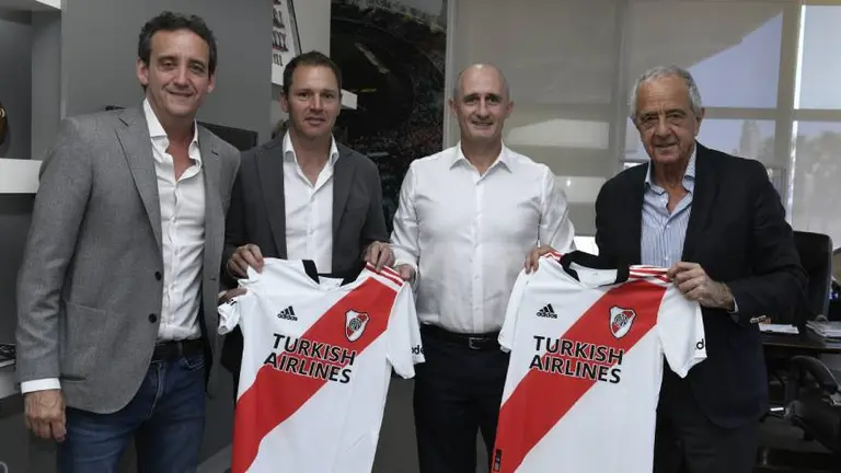 De cuánto es el multimillonario contrato que River firmó con Adidas hasta el 2027