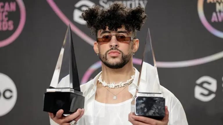 Por segundo año consecutivo, Bad Bunny se consagra como rey de Spotify