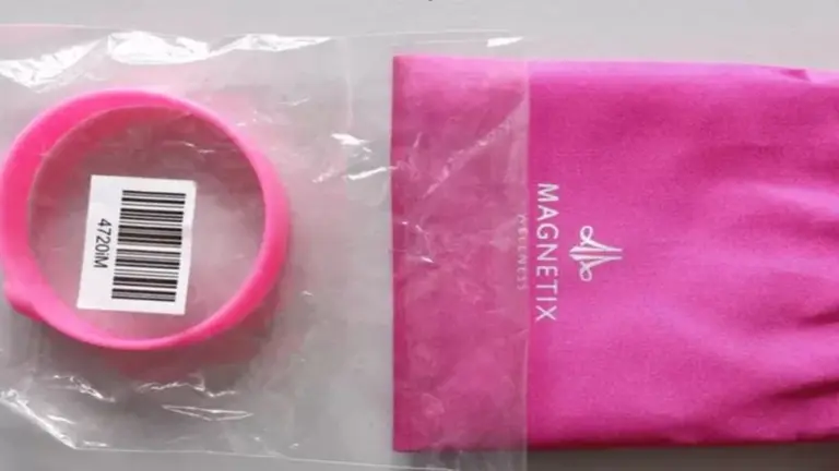 Qué son los colgantes "anti-5G" y qué peligros implican para la salud