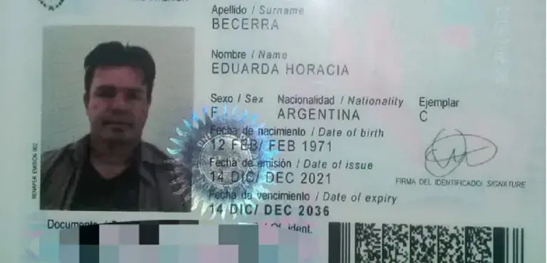 Cambió su DNI para ser "Horacia Eduarda" y la acusan de mal uso de la ley de género