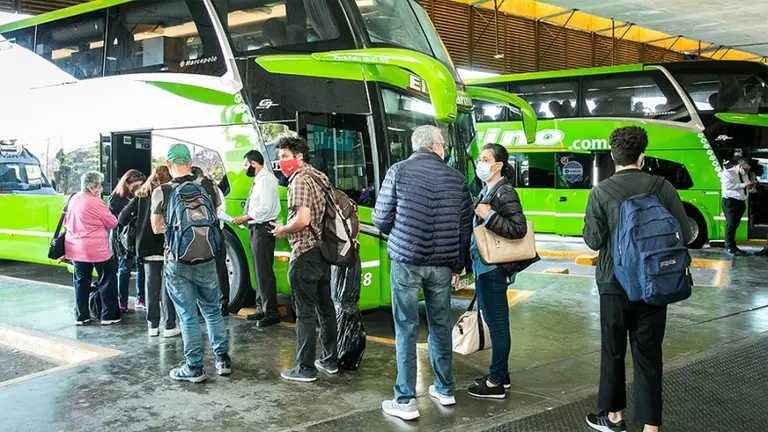 Desregulación de transporte de pasajero de larga y media distancia