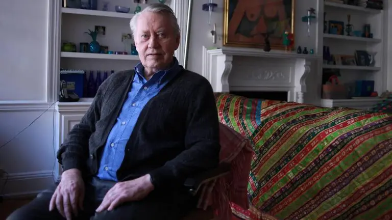 El multimillonario dueño de los Duty Free regaló su fortuna y se quedó sin nada