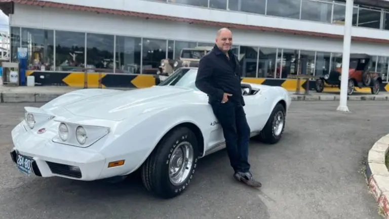 Generación Zoe: el líder prófugo de la Justicia reapareció en una charla y pidió u$s100 a cada participante