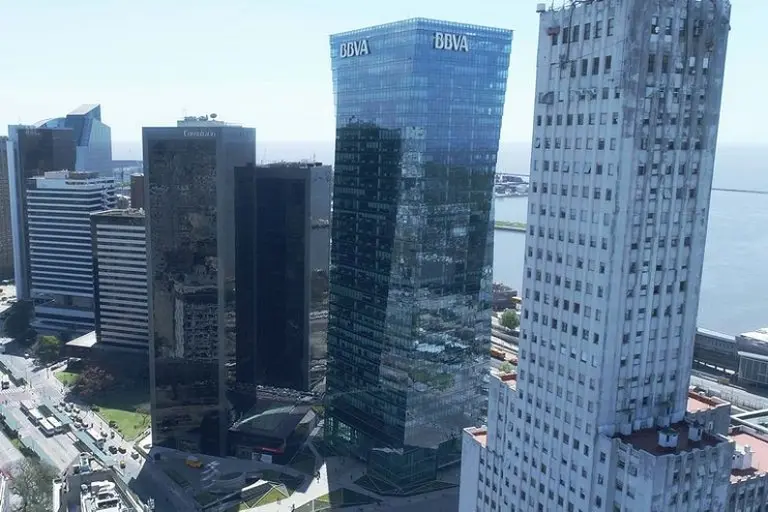 Las empresas vuelven a apostar por las oficinas top y cambia el mapa inmobiliario de Buenos Aires