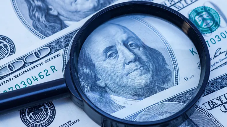 Dólar blue: mientras se debate el acuerdo con el FMI, estas son las 4 claves que le marcan el paso al paralelo