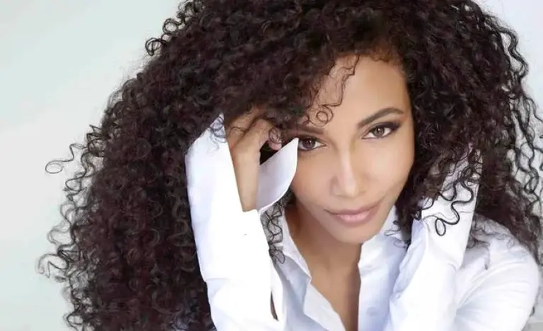 Murió Miss USA 2019: saltó al vacío desde un edificio en Nueva York