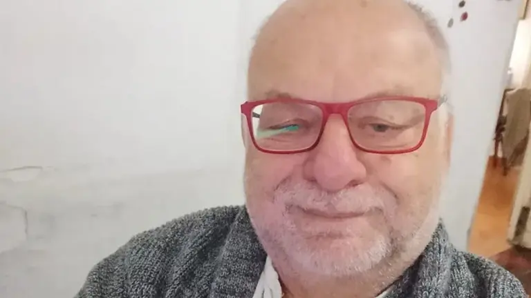 Sin condenas desde el oficialismo, dirigente K que atacó a una joven pidió licencia