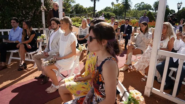 Semana de los enamorados: así son los casamientos en lugares emblemáticos de la Ciudad