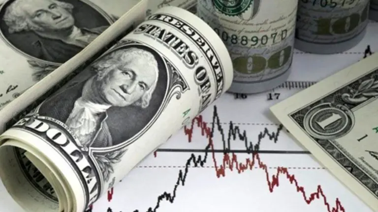 El dólar pierde la carrera contra la inflación en lo que va del año: ¿pondrá primera en abril?