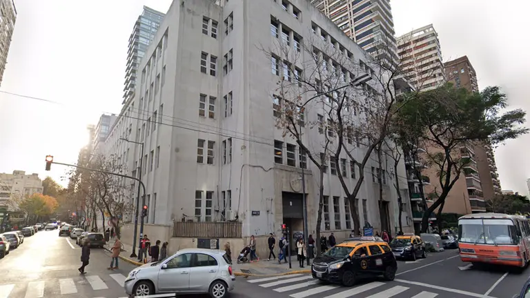 IRSA se quedó con un edificio del gobierno de la Ciudad frente al Alto Palermo: ¿cuánto pagó?