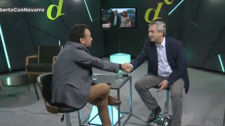 Roberto Navarro y el regreso de los pautadependientes: adjudicaciones discrecionales a demanda